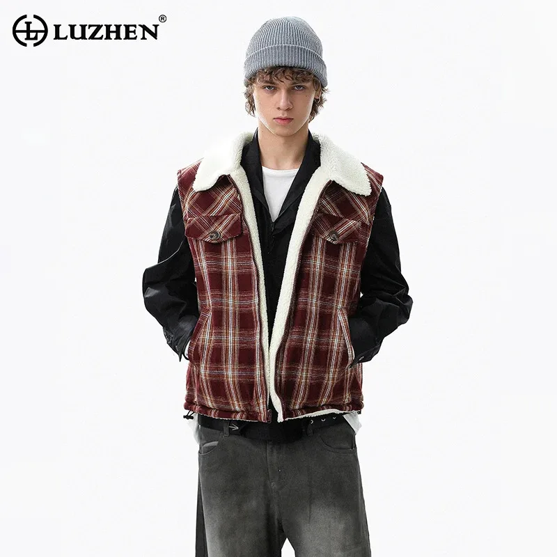 

LUZHEN 2025 Winter New Fashion Original Reversible Wear Fleece Brushed Warm Sleeveless Vest Men's Casual Plaid Waistcoat JY5397