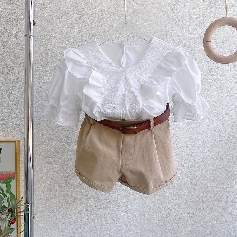 Girls Summer Suit 2025 Women's Treasure White V-Neck Lace Shirt Casual Tooling Shorts Two-piece Set Free Belt
