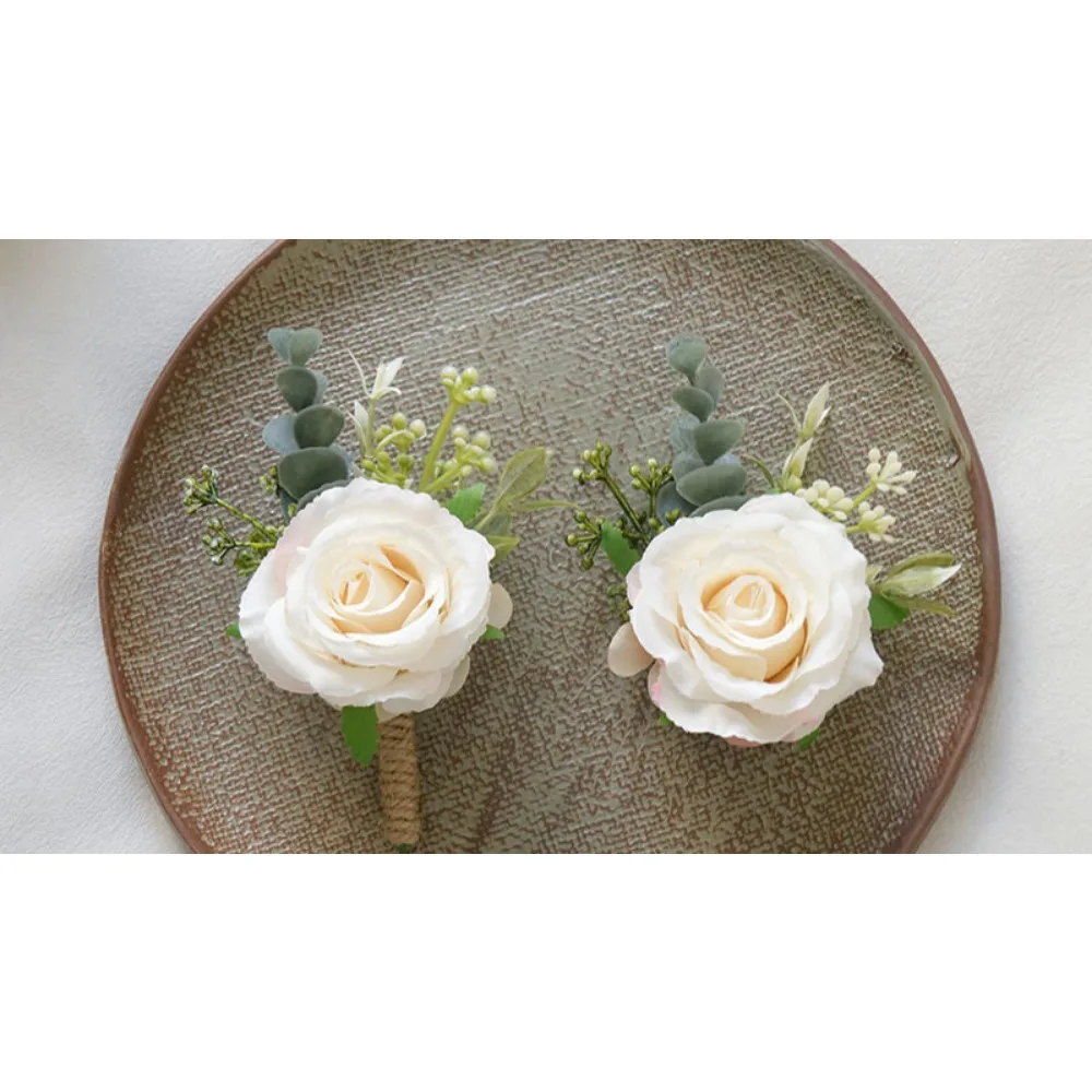 ホワイトブートニア 男性用 新郎 花婿の付添人 ベストマン ゲスト ブートニア 造花 シルク ローズ 結婚式 プロム セレモニー用