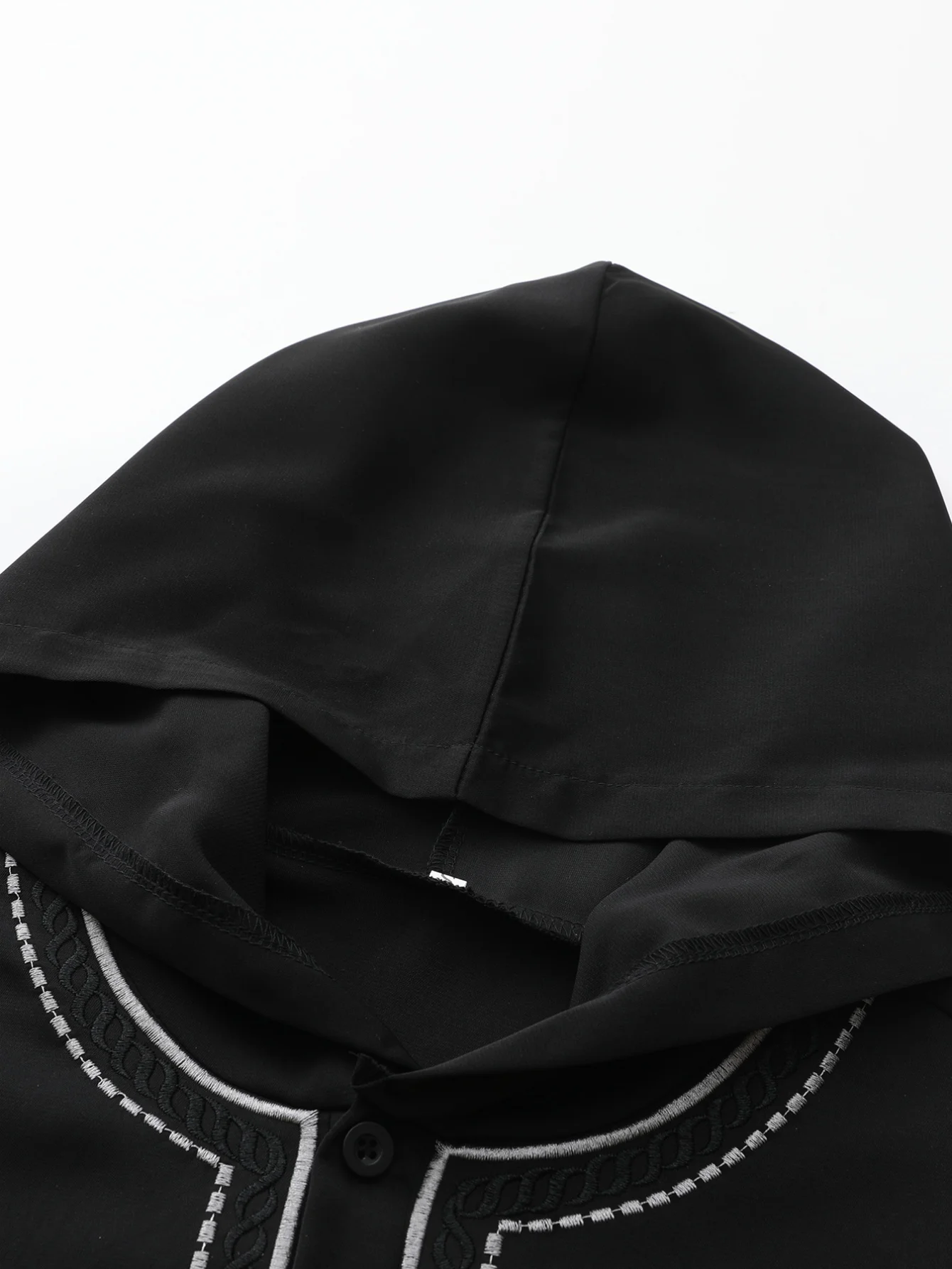 Losse moslim heren lange gewaad met capuchon, geborduurde mouwen, islamitische zwarte casual jurk, ontwerp met open voorkant voor comfortabel gebruik