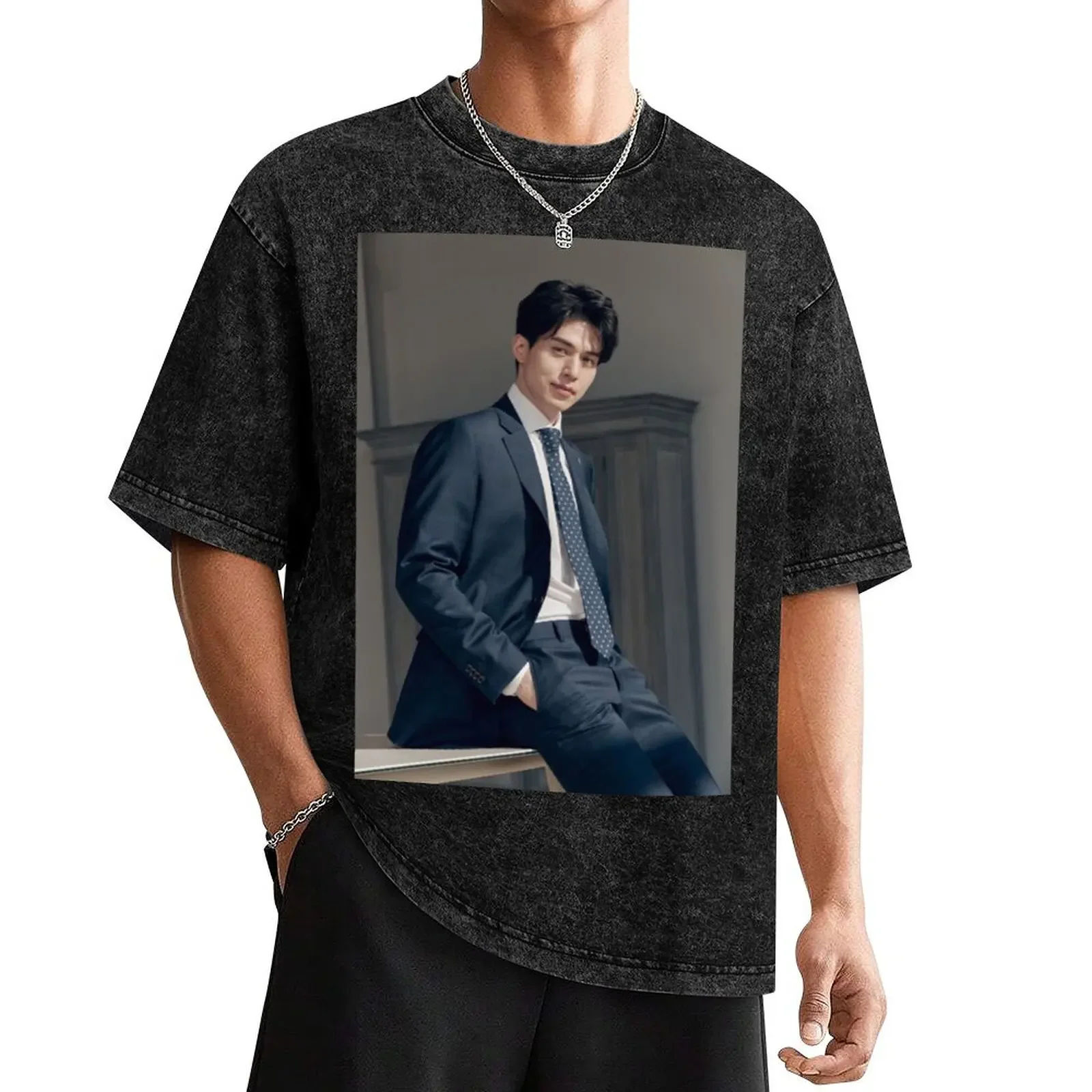 Lee Dong-wook T-Shirt graphics tops vintage anime shirt cotton graphic tees fitted t shirts for men