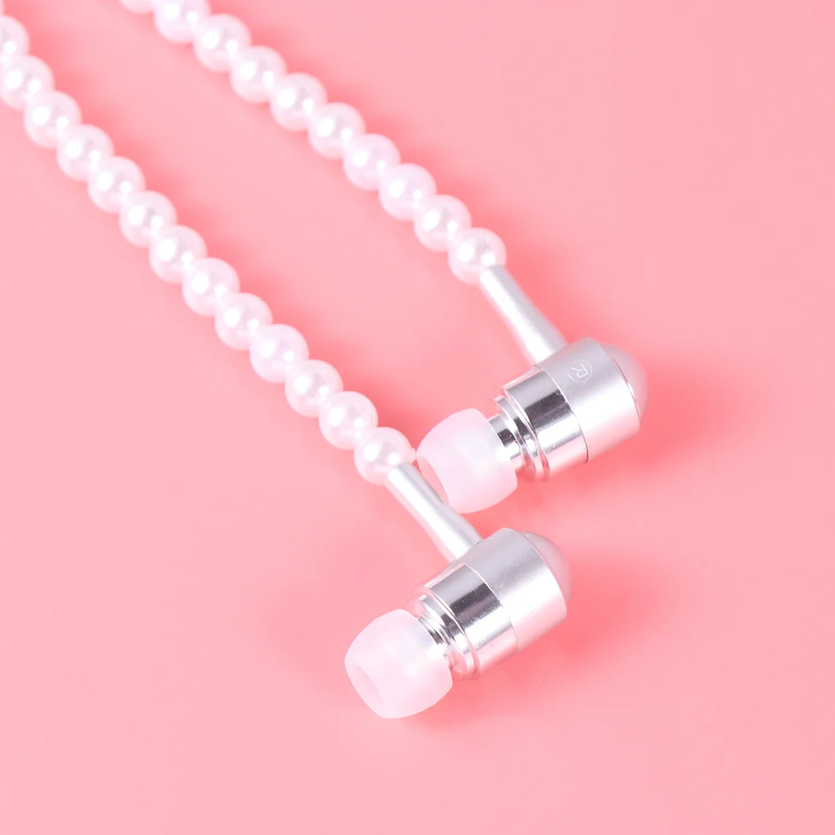 

Pearl Chain Design In Ear Earphone Comfort Fit For Sports Running Gym Travel Noise Isolating Headset With Mic Golden