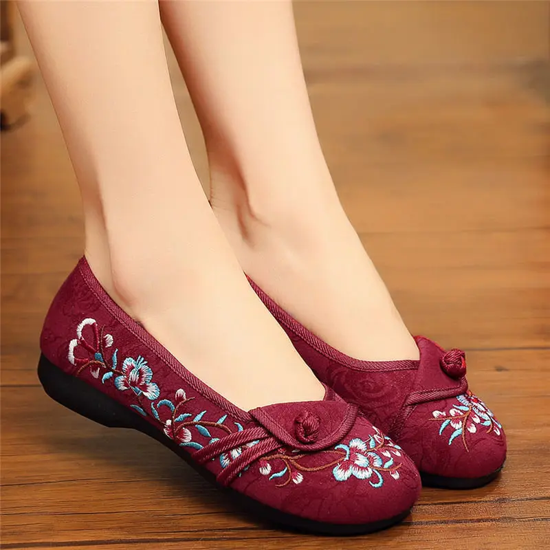 Veowalk Soft Light Comfortable Women Cotton Fabric Ballet Flats Spring Autumn Slip On Chinese Embroidered Walking Working Shoes