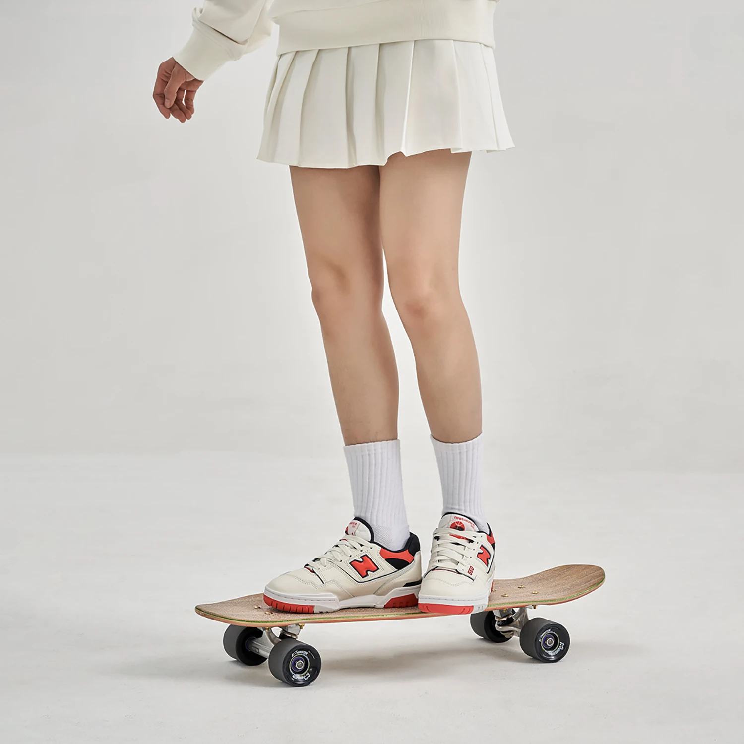 نيو بالانس NB 550، حذاء كرة سل - مراجعة New Balance Shoes 550 وسعره