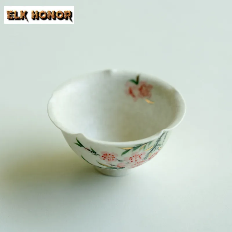 

90ml Hand-painted Peach Blossom Teacup Creative Tea Bowl Mug Tea-tasting Smelling Cup Jianzhan Master Cups Teaware Decoration