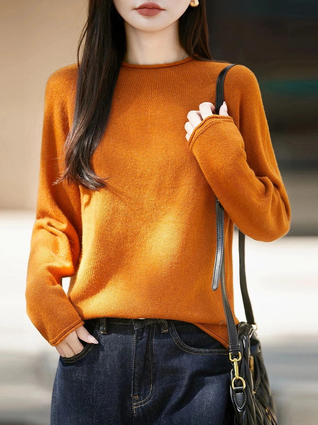  Seamless Long Sleeve round Neck Knitted Sweater for Women Bear Fur Warm Top Casual Loose Fit Soft Fabric Autumn Wear