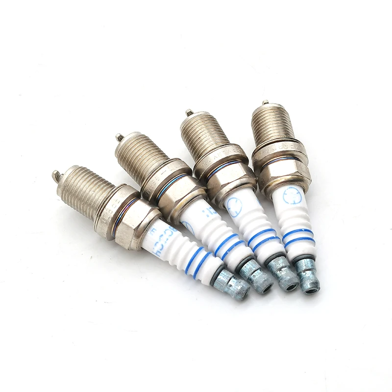 4 Stück Original-Zündkerze für Mercedes-Benz W169 W245 W202 W124 W210 A 0031596803
