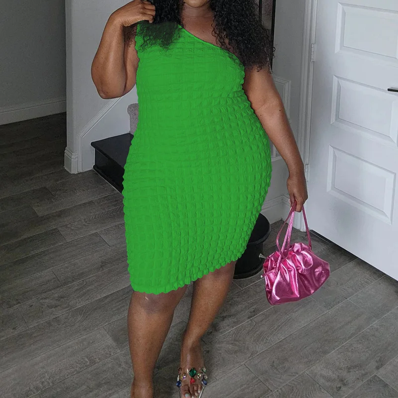 Slergiri 여성 플러스 사이즈 섹시한 원 숄더 드레스 2025 여름 스트리트 파티 솔리드 컬러 슬림 패션 힙합 미니 드레스