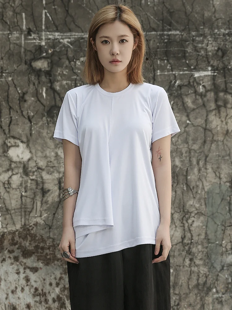 [EAM] Women White Loose Fit Irregular Hem Personality T-shirt New Round Neck Short Sleeve Fashion Spring Summer 2024 1DF6815