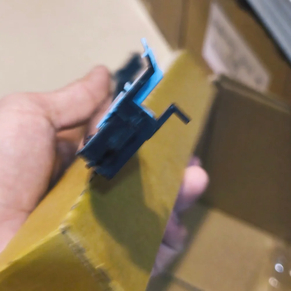 

1PCS DK1150 DK1153 Charge Unit for Kyocera DK 1150 1160 1170 1180 1153 116 High Quality Charge Corona Unit Copier Spare Parts