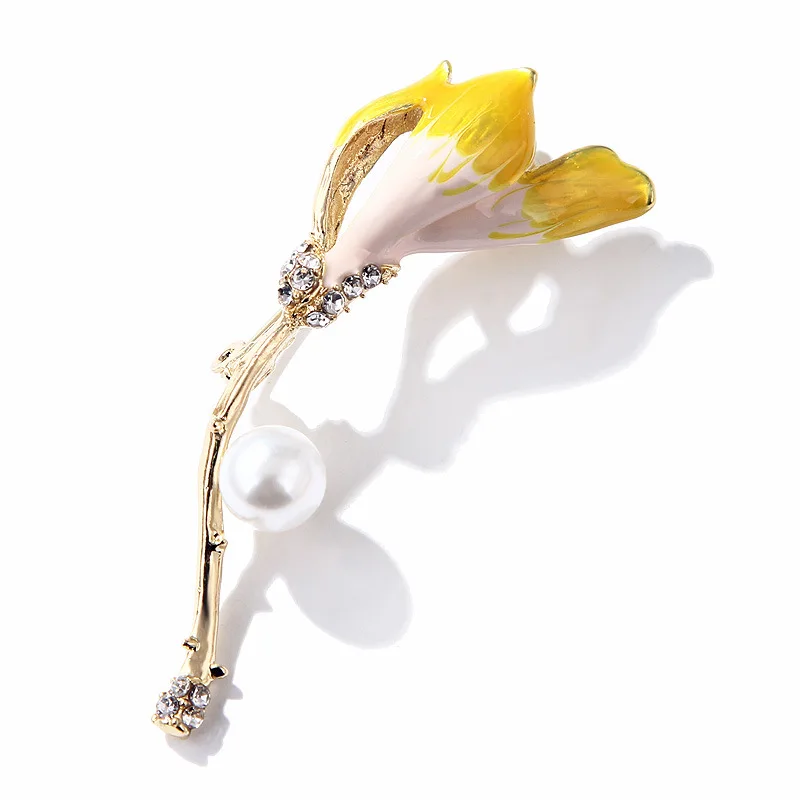 Fashion Enamel Rhinestone Magnolia Flower Brooches For Women Elegant  Pearl Yellow Tulip Flower Brooch Pins Party Jewelry Gifts