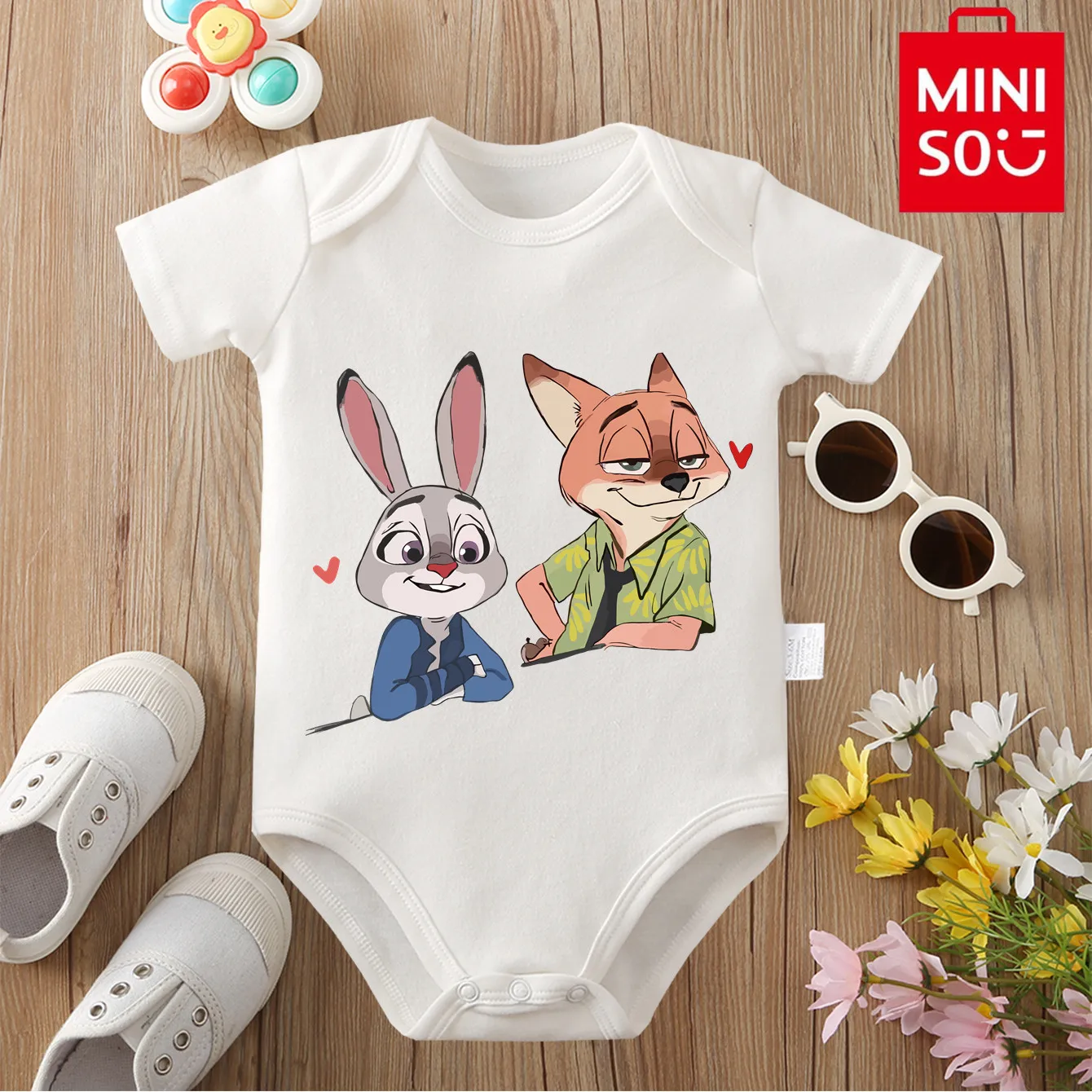 

MINISO 100% Cotton Cloths Zootopia Judy Hopps Nick Wilde sloth Cute Onesie Bodysuit for Baby Jumpsuit for 0 To 12 Months Newborn