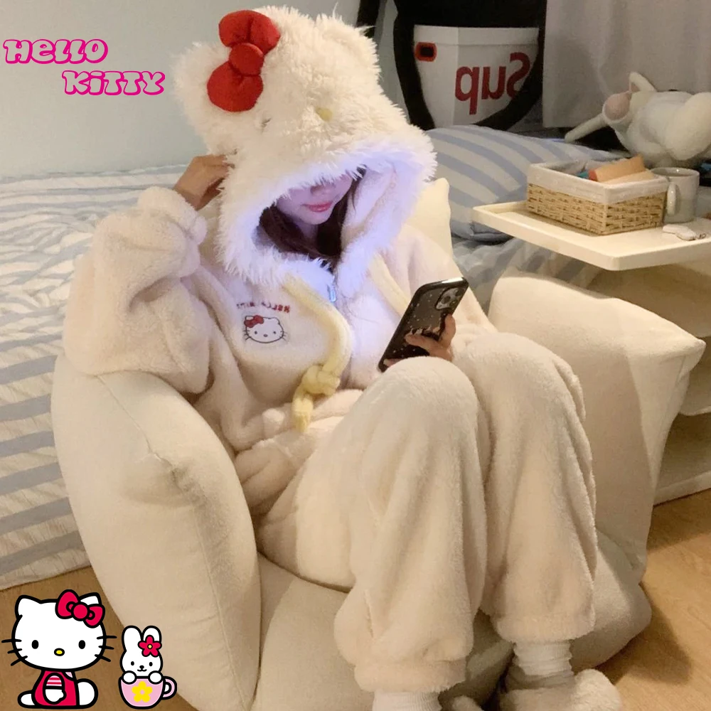 

Женский пижамный костюм в стиле аниме «Hello Kitty», Sanrio Kawaii, зимний плюшевый кардиган с героями мультфильмов Kt, домашняя одежда, женская фланелевая теплая ночная рубашка для девочек