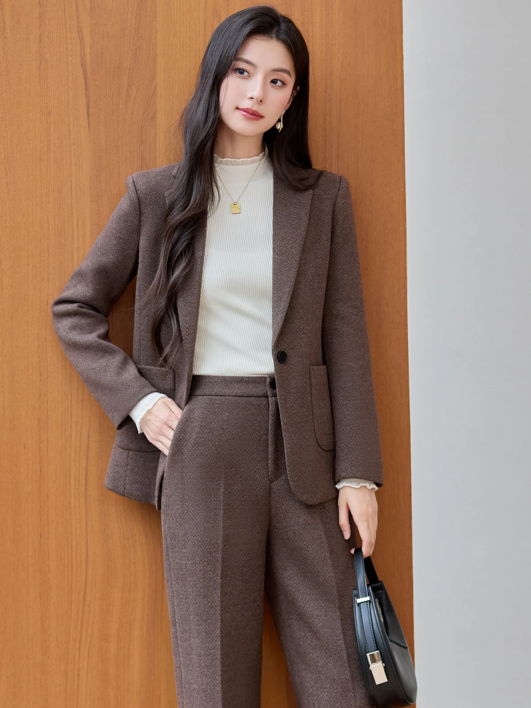 Fashionable High-End Women's Suit Jacket 2026 Autumn Winter New Style Professional Elegant Commuting Workwear Ensemble