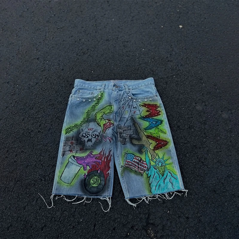 

Y2K Vintage Trend Jeans Hip Hop Style Graffiti Art Hand Painted Distressed Ripped Denim Shorts Men Women Casual Loose Streetwear