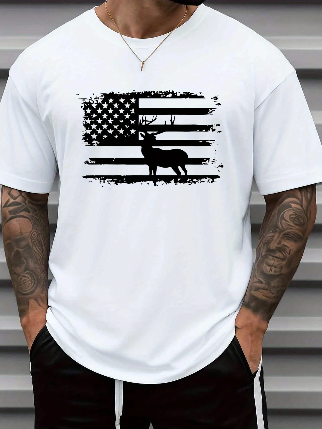 Men's Comfortable Colorful Deer Flag Print T-Shirt - Pure Cotton Short-Sleeve Crew Neck Casual Shirt, Featuring Deer and Deer Flag Motifs, White, Suitable for All Seasons, Ideal for Gym, Outdoor Activities, and Everyday Wear - Machine Washable
