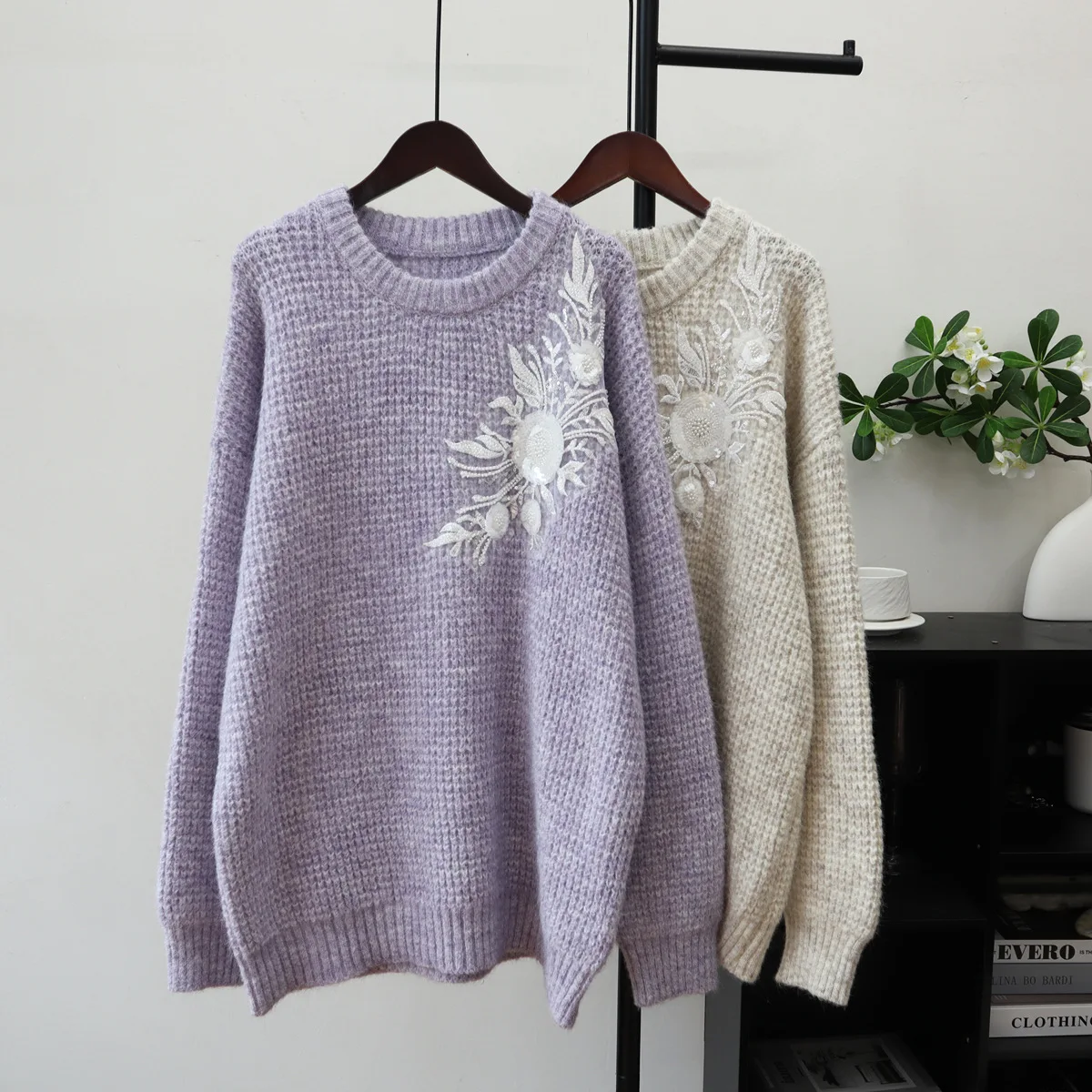 

Knitted Pullovers Sweaters Women Jumpers Beaded Print Round Neck Long Sleeves Loose Thick Casual Office Lady 2025 Autumn Winter