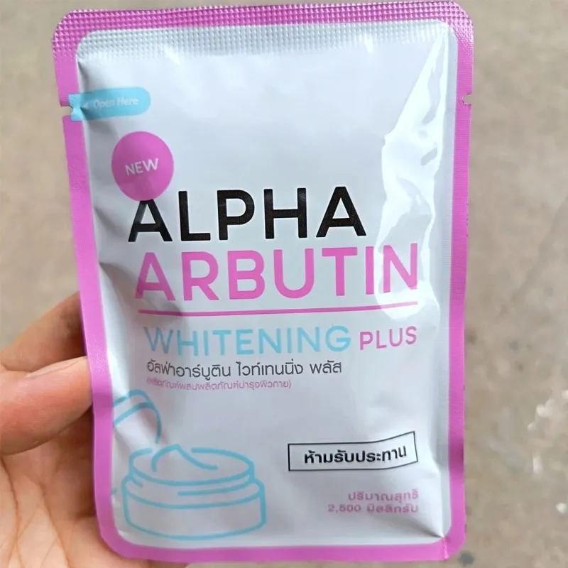 

Вьетнамская осветляющая пудра Trang Da Alpha Arbutin 3 Plus для смешивания с лосьоном, корректирующая темные пятна и выравнивающая тон кожи для сияющего эффекта.