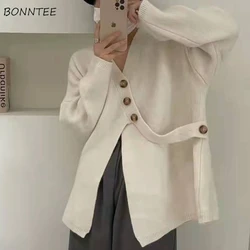 Cardigan donna solido colorato pulsante Ulzzang moda nuovo Design panno invernale Streetwear semplice adorabile elegante signore accogliente Ins