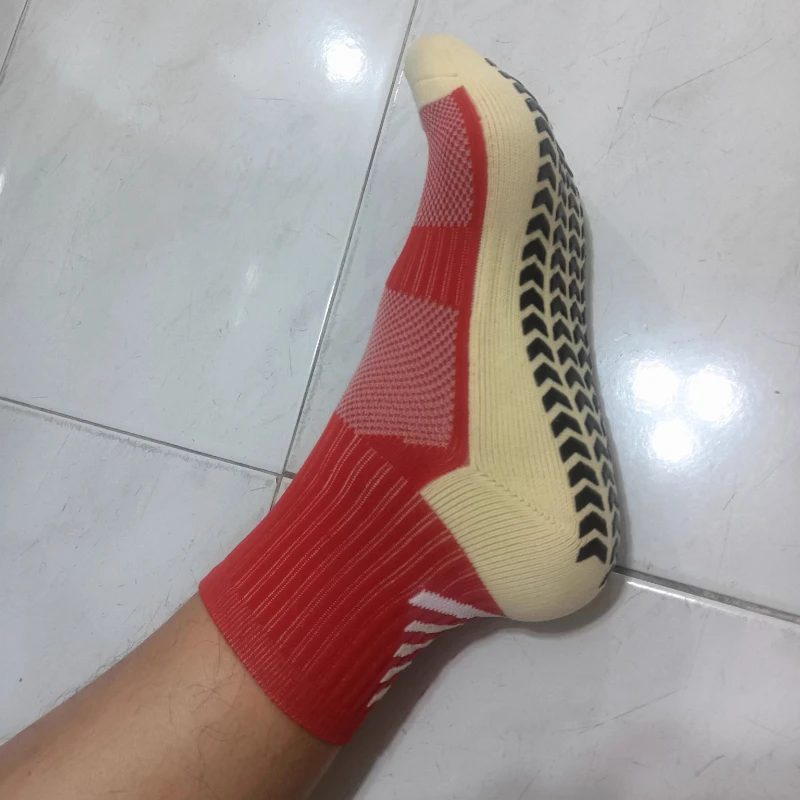 

Футбольные носки, мужские противоскользящие подушечные подошвы с силиконовой ручкой со стрелками, летние тонкие 144-игольные влагоотводящие спортивные носки для экипажа