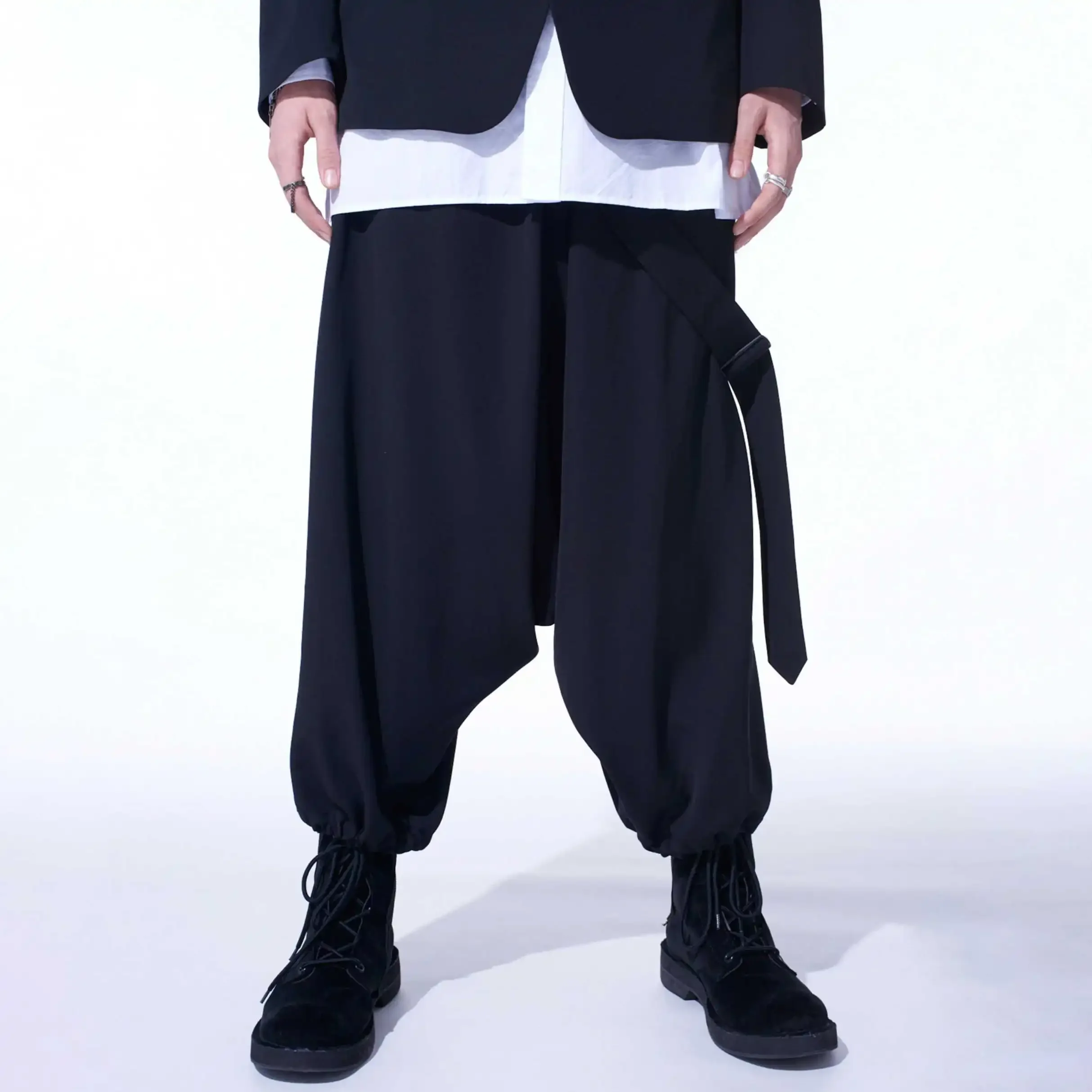 

YOJI OOAK Strap Design Versatile Leg Tight Low Crotch Pants Loose Pants Black Design Casual Pants Men
