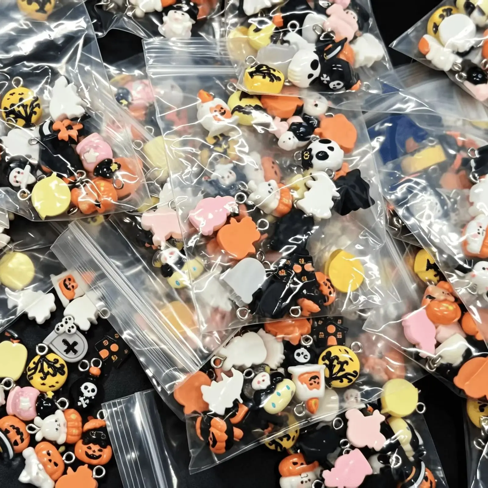 20PCS Halloween Resin Charms Pumpkin Ghost Bat Tombstone Pendant DIY Jewelry Earrings Bracelet Keychain Craft Supplies