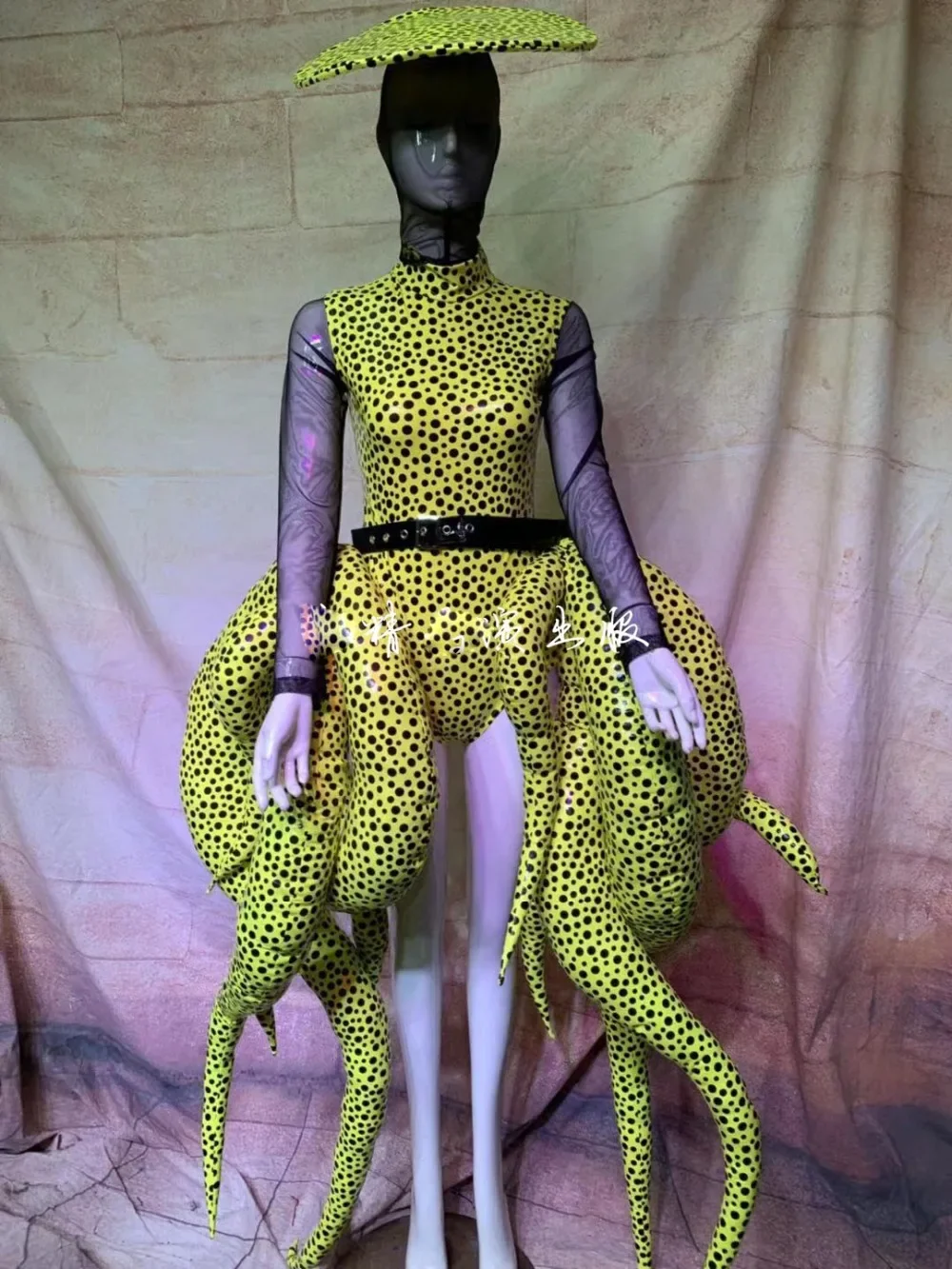 stage show Bar GOGO Octopus Yellow Polka Dot Playground Sea World Cruiser Ocean Series Octopus Costume