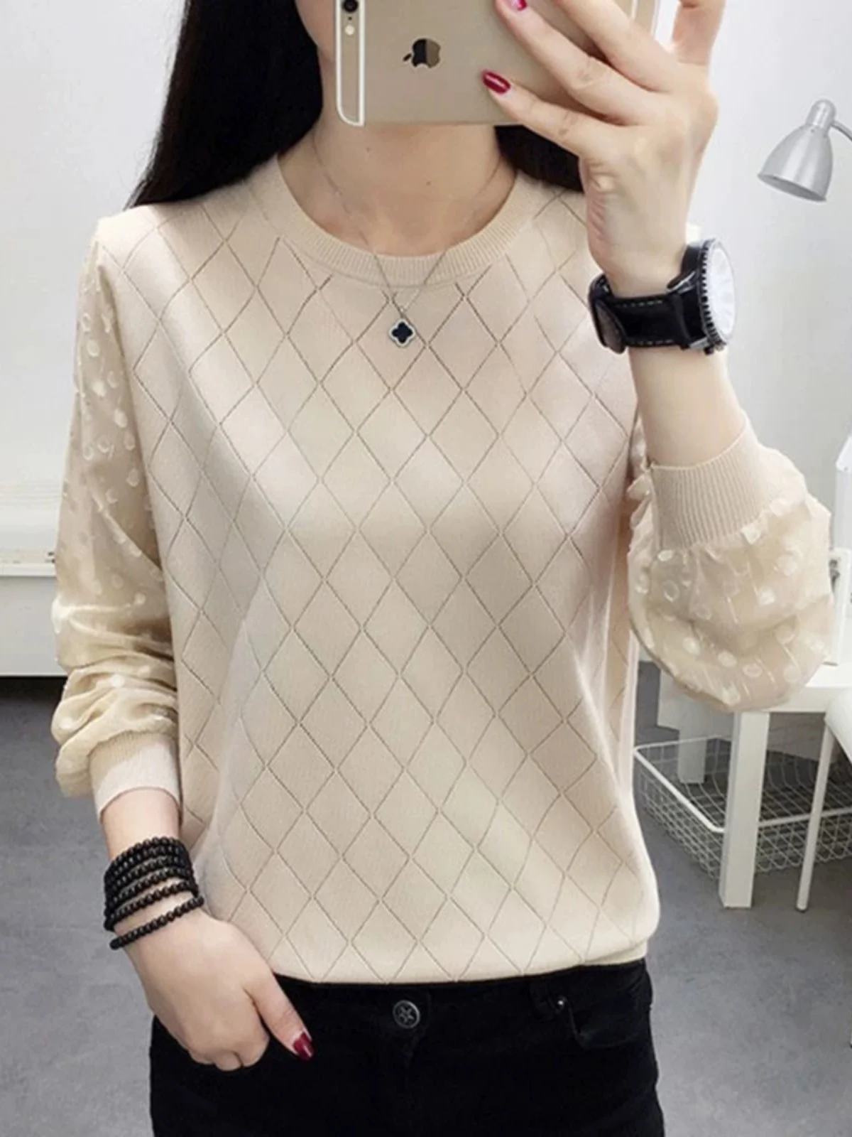

Women's Knitted Lace Hollow out Sweater Thin Sle Spring Autumn New Korean Version Base irt Resin Color Fastening Long Sle...
