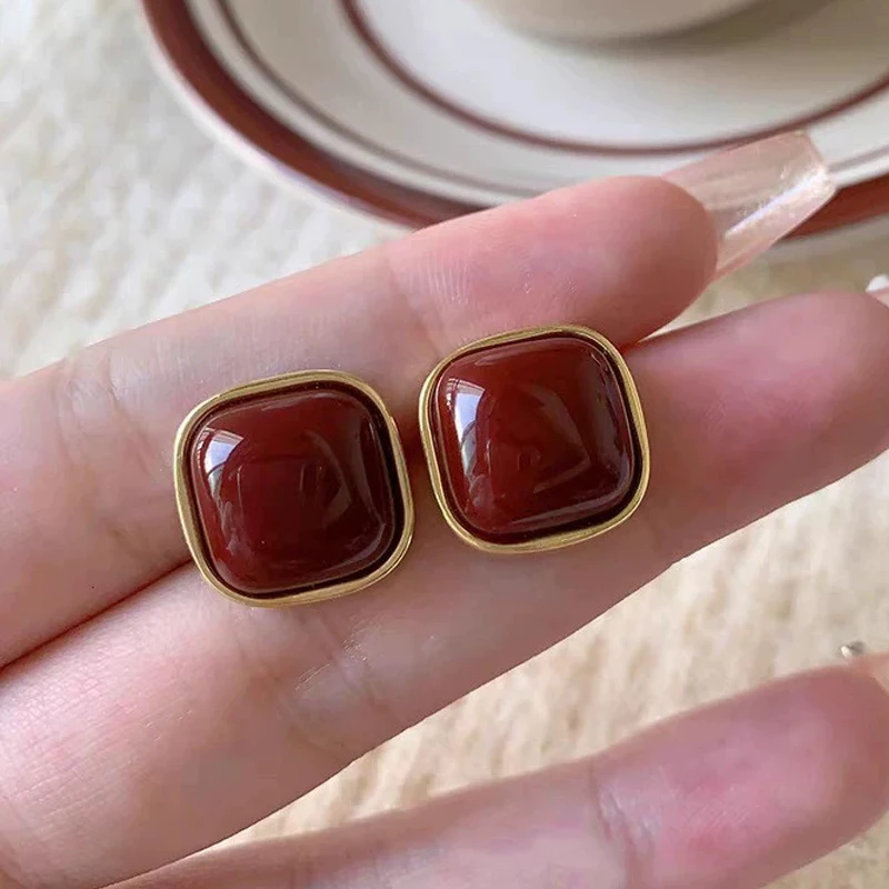 Angola Wine-Red Color Square Acrylic Earrings for Women Geometric Personality Ear Jewelry
