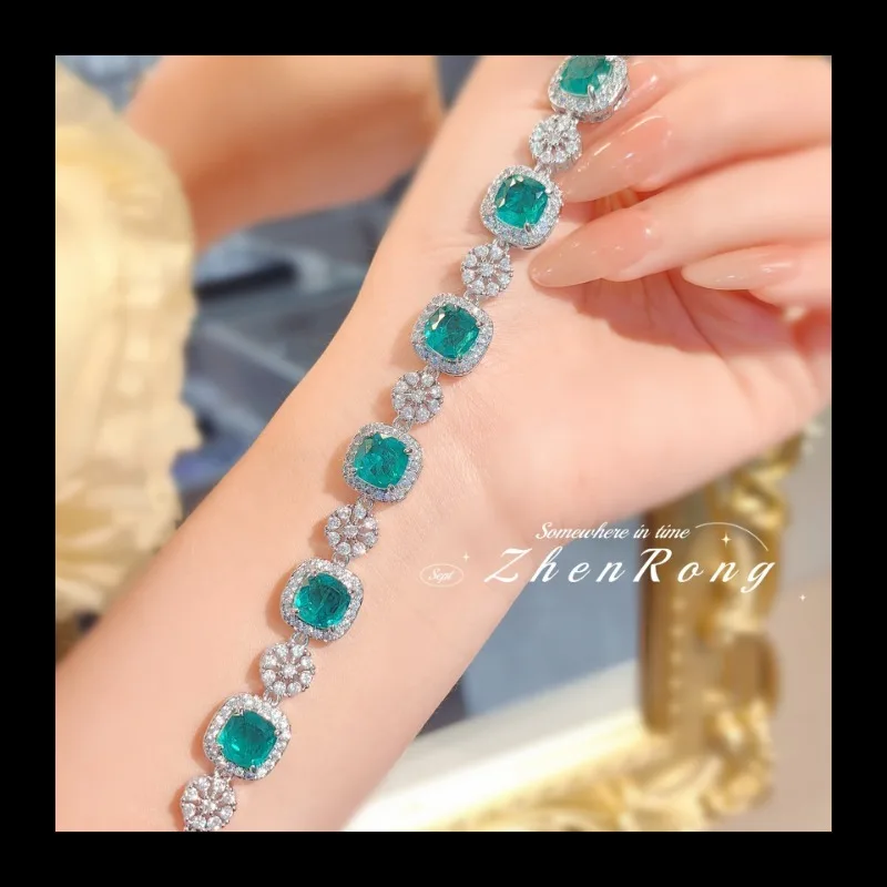 

High Jewelry with Cotton Vitreous Wood with Green Bracelet Heavy Industry Light Luxury Banquet Dress High Carbon Diamond