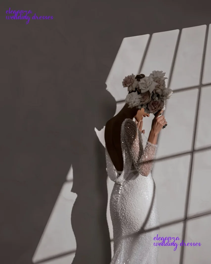 カスタマイズされた花嫁ドレス中空カウバック Sequies 完全にビーズのクリスタルセクシーなブライダルドレスのウェディングドレス Vestidos デノビア 2025