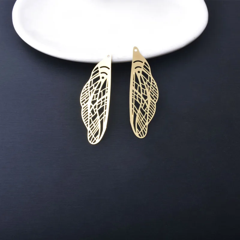 10 Stück Messing-Filigran-Anhänger in Roségold mit Schmetterlings-, Motten- und Zikadenmotiven für Damenschmuck und Accessoires – Detail 13