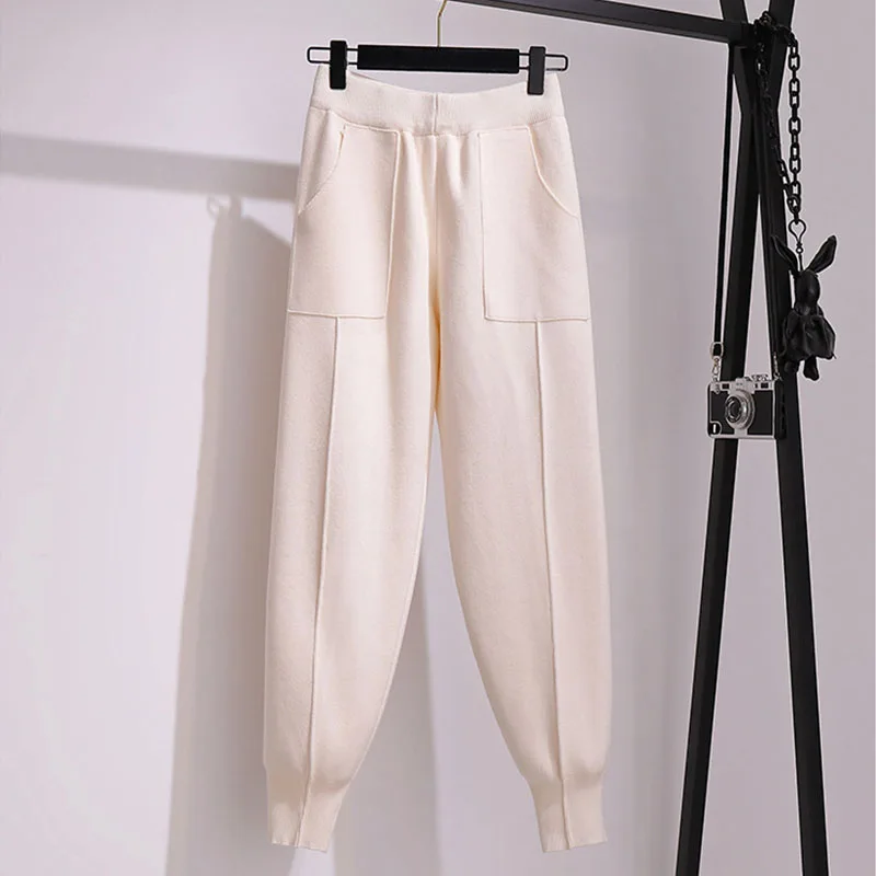 Haren Pants Women's Autumn and Winter Carrot Pants 2025 New Large Size Small Leg Pants Loose Leg Thick Slimming Knitted Pants