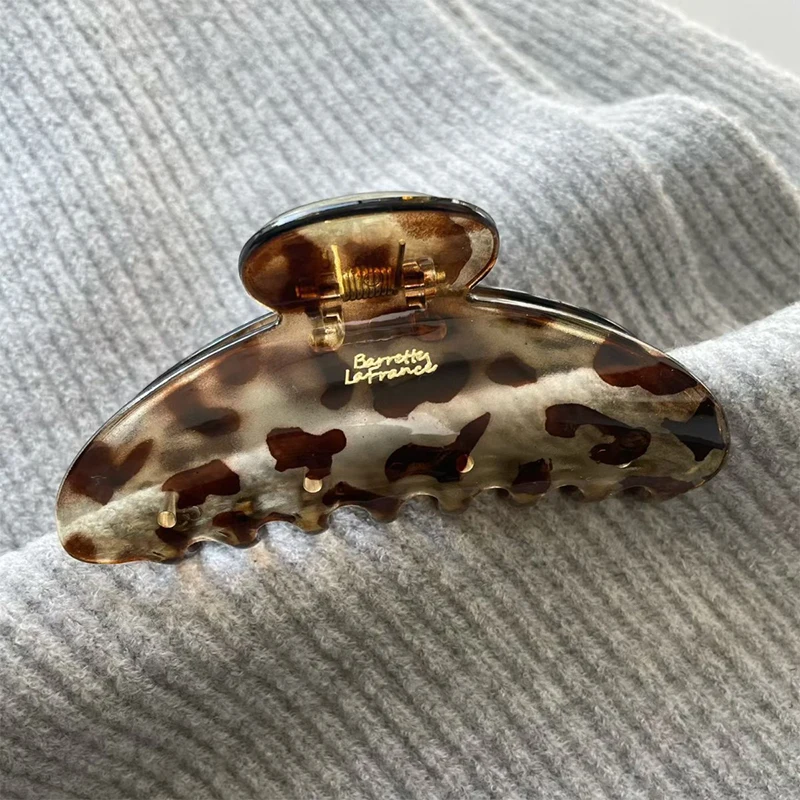 Leopard Print Hair Claw Clip Large Tortoiseshell Hair Grab Clips Women Fashion Hair Claw Barrettes Daily Hair Accessories