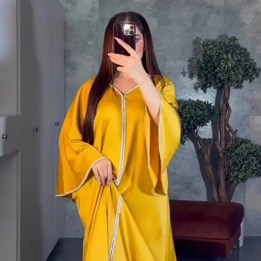 

UNI Eid Muslim Dress Women Solid Color V-Neck Jalabiya Dubai Abaya Moroccan Kaftan Elegant Vestidos Party Dresses Ramadan Caftan