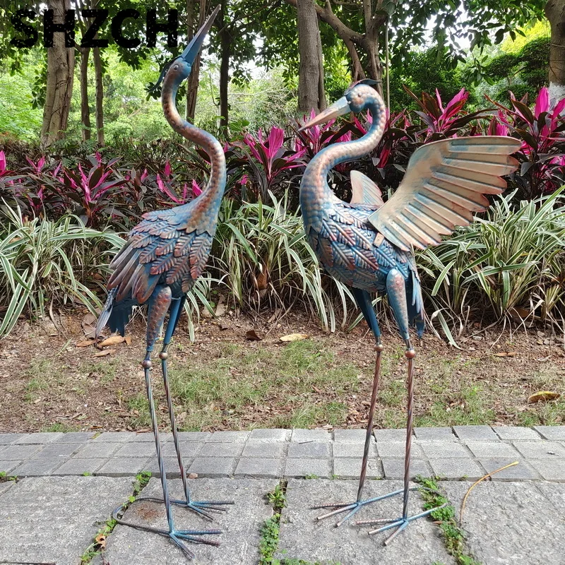 Outdoor Courtyard Garden Retro Decoration Ornaments Creative Iron Animal Gardens Antique Bronze Crane Decorations