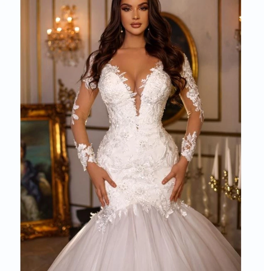 Robe de mariée blanche romantique avec appliques de tulle, col en V, manches longues, longueur au sol, robe de mariée formelle sirène