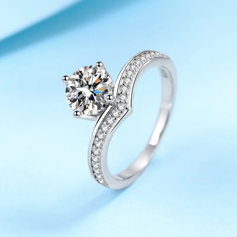 Party Shiny Princess Crown Fashion V-Shaped Ring For Women 2ct Moissanite PT950 Platinum | Brilliant & eye-catching, gorgeous