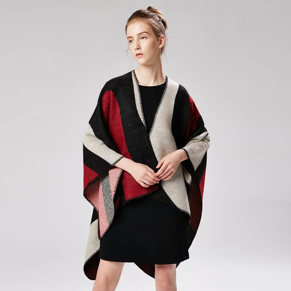 Women's New Geometric Color Matching Simple Leisure Office Beach Shawl Europe America Cape Ponchos Lady Coat