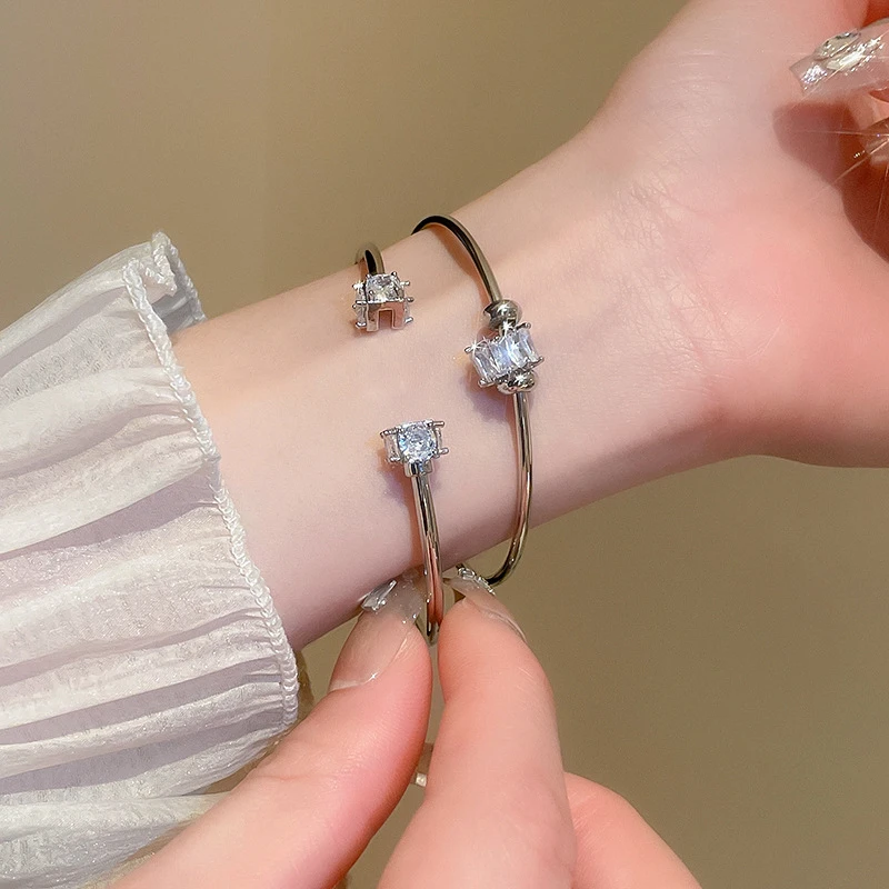 

Fashion Silver Color Zircon Square Opening Women's Bracelet 2023 New Minimalist Design Metal Bracelet Wedding Birthday Gift