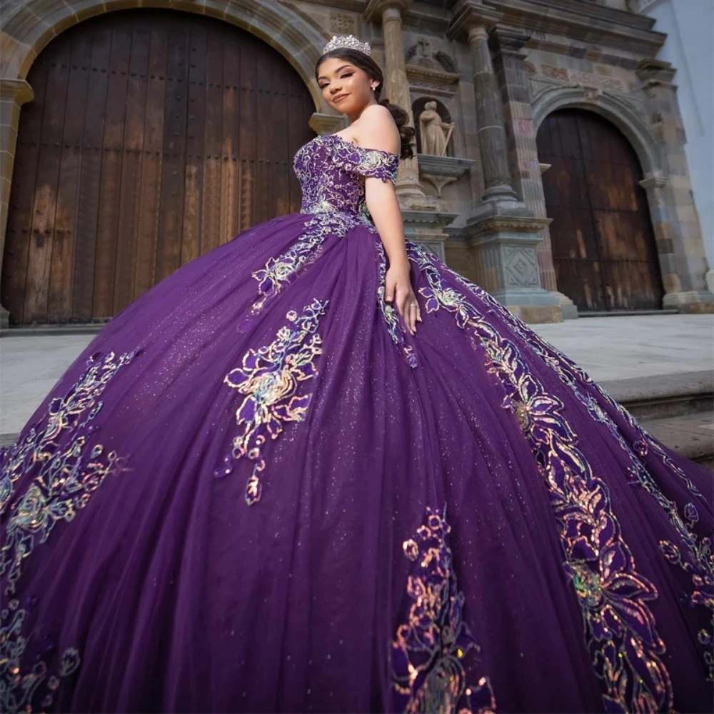 Quinceanrra Prom Vestidos com apliques de lantejoulas brilhantes, pescoço romântico, Princess Long Luxury Purple Dress, Sweet 16 Dress