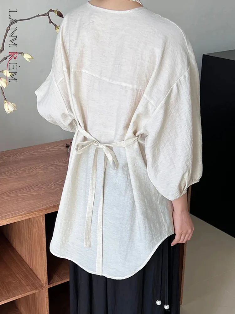 [LANMREM] Fashion Linen Sunscreen Shirts For Women Round Neck Single Breasted Gathered Waist Blouses 2024 Summer New 26D9078