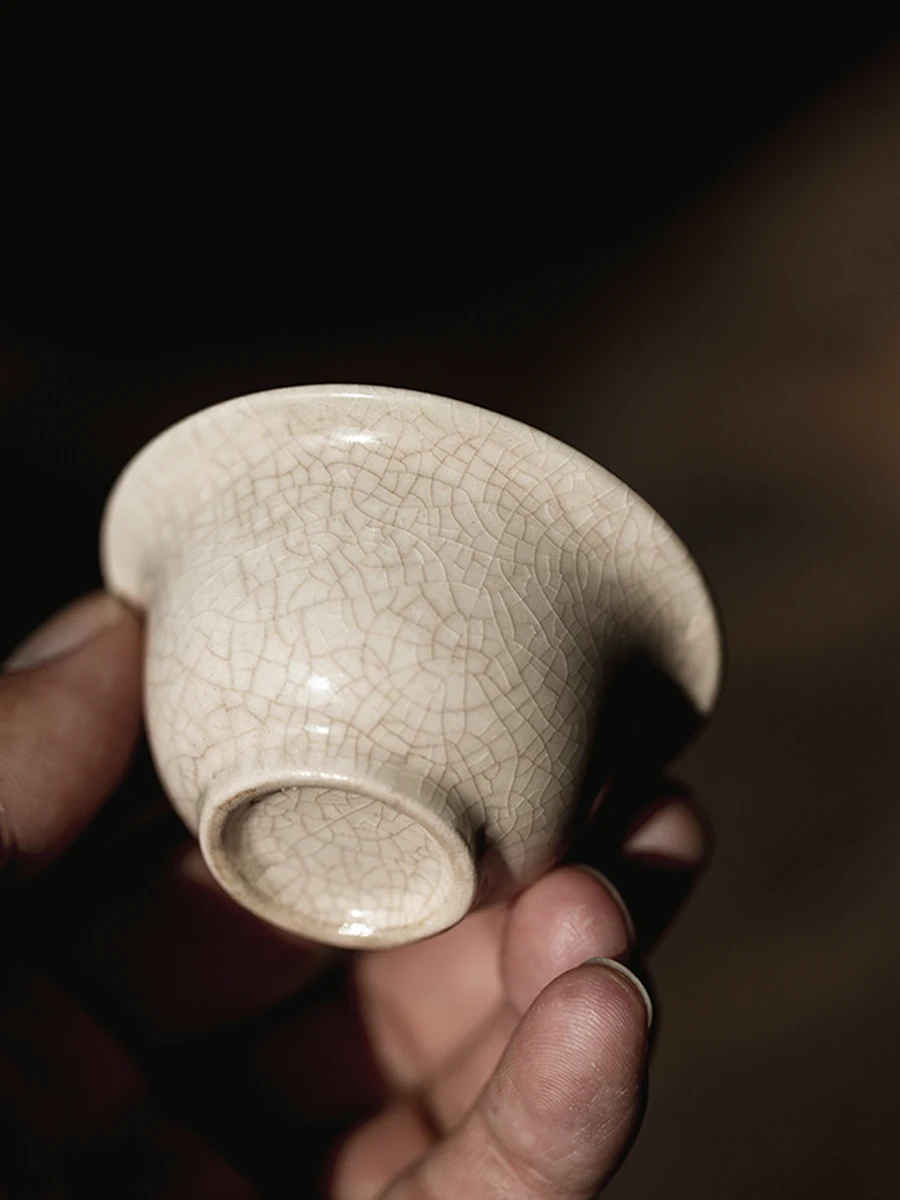 

Чайная чашка ручной работы из белого фарфора, Фуцзянь Чжанчжоу Мин, Желтая Мастерская чашка, Литературный предмет, Чисто ручная работа, Чашка владельца, Дворцовый стиль