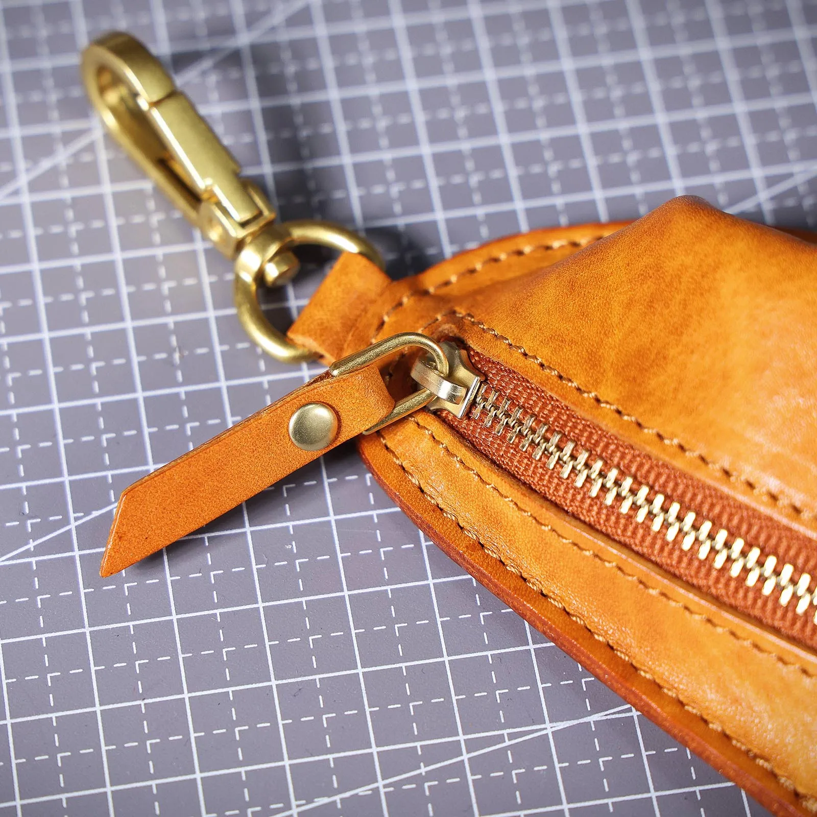 Echtleder Autoschlüsselhalter Unisex Casual Schlüsseltasche aus pflanzlich gegerbtem Rindsleder Gürteltasche für Münzen. – Detail 19