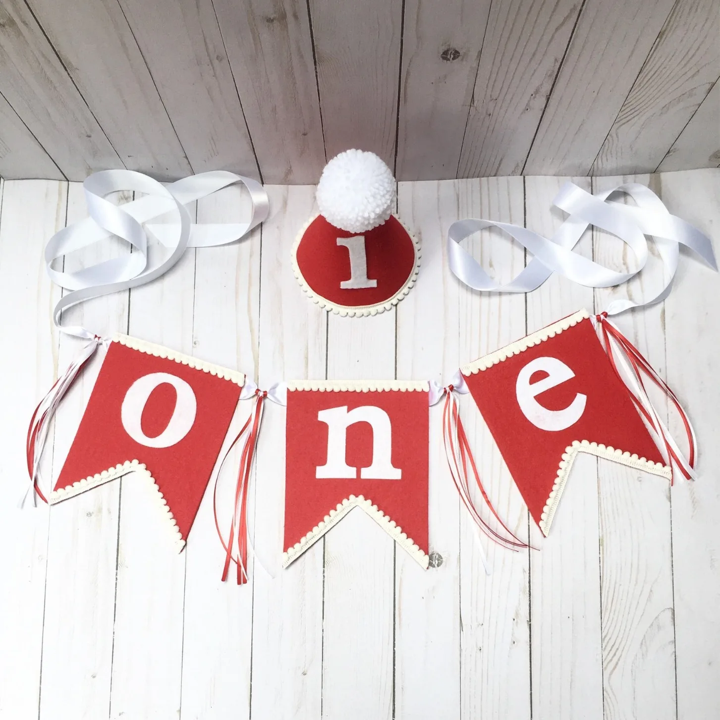 1PC 1st Baby Birthday Non Woven Red ONE Highchair Banner First Kids Party Hat Headwear Photography Props