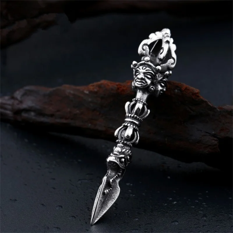 

Vintage Relief Vajra Pestle Pendant For Men Jewelry Ethnic Style Ward Off Evil Amulet Necklace Male Choker Accessories