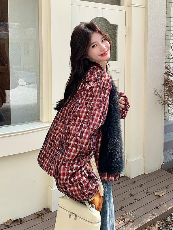 레드 플래드 플러피 여성용 패딩 재킷 2025년 신상 한국 스타일 루즈핏 따뜻한 화이트 다운 코트