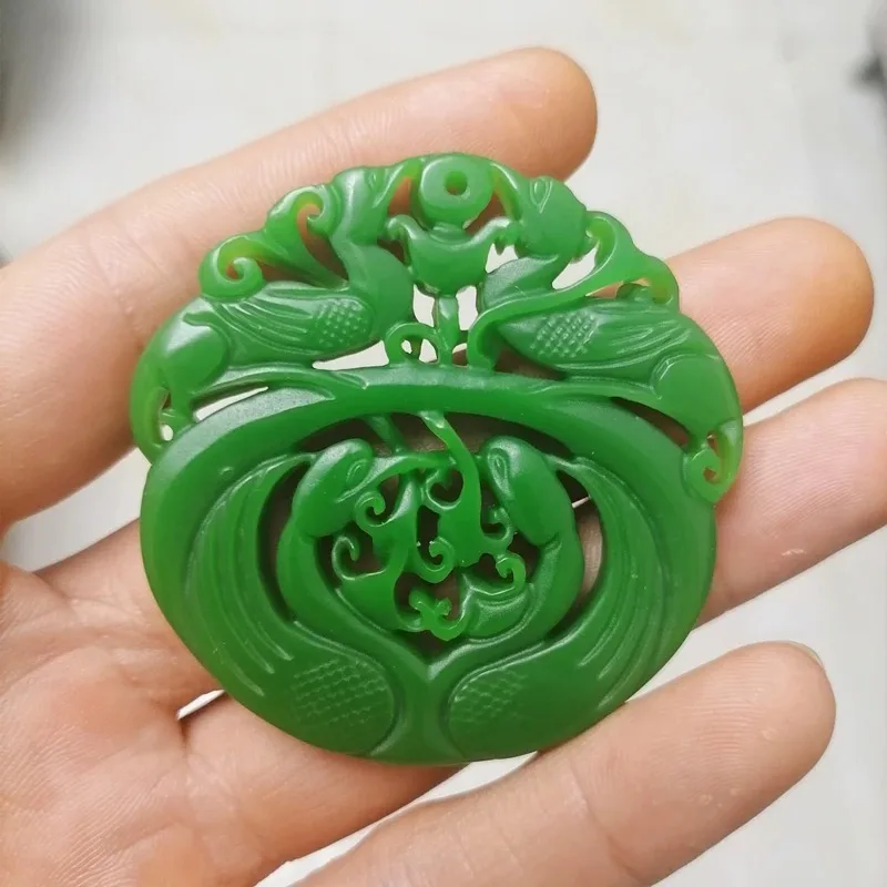 

Natural Green Hand-carved Swan Jade Pendant Fashion Boutique Jewelry Couple Models Stay Together for A Lifetime Necklace Gift