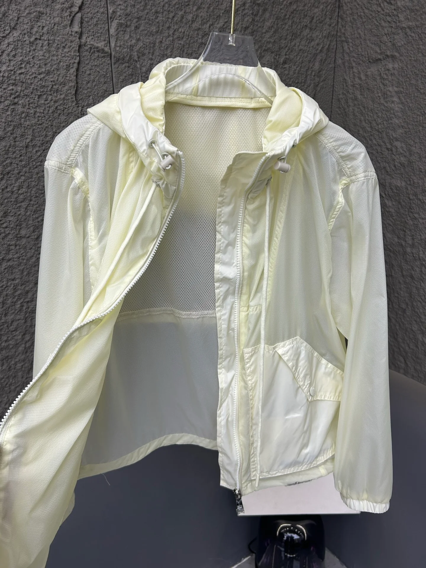 

Women's Breathable Lightweight Hooded Sun Protection Clothing Functional Composite Fabric Long Sleeve Shirt Sleeve UPF50+