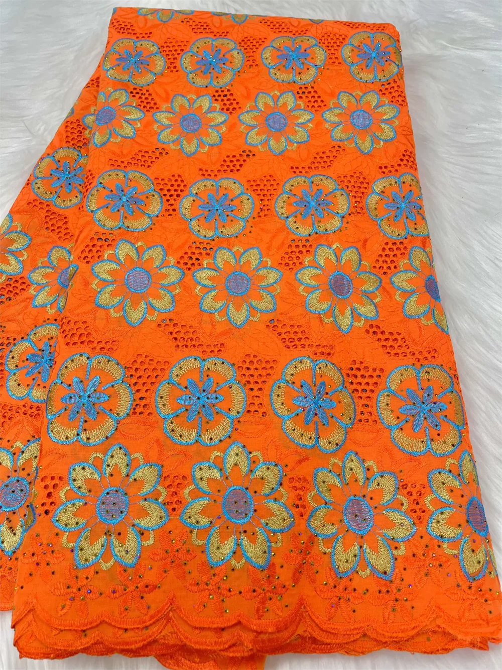 Goedkope Nigeriaanse stof, hoge kwaliteit, 2027, geborduurd, 100% katoen, 5 yards, Afrikaanse Zwitserse voilekant, elegante jurk voor dames.